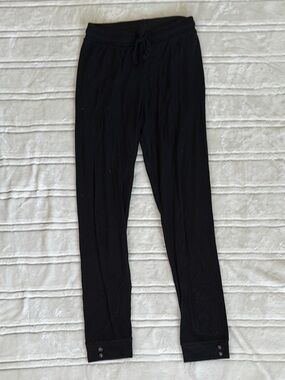 YSE Black Drawstring leggings